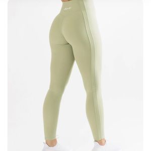 Alphalete Kinetic Leggings